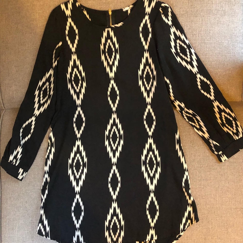 Black long sleeve dress